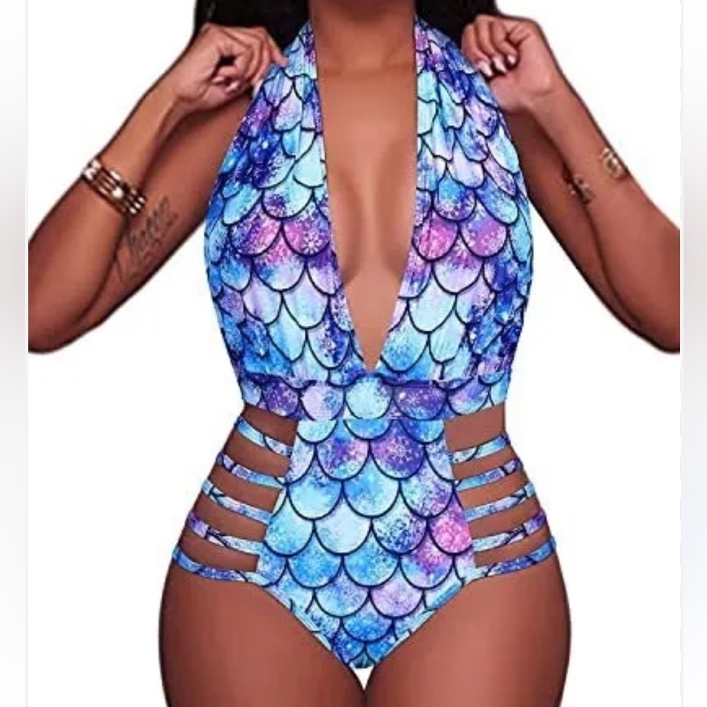 Mermaid scale swimsuit cutout plunge halter NeW stretch padded cup